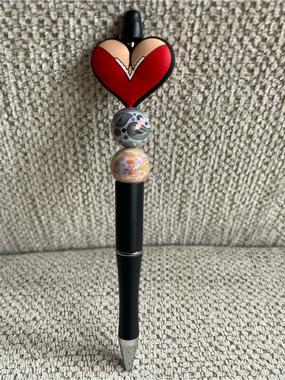 Red Heart Decorative Ballpoint Pen - Black Barrel